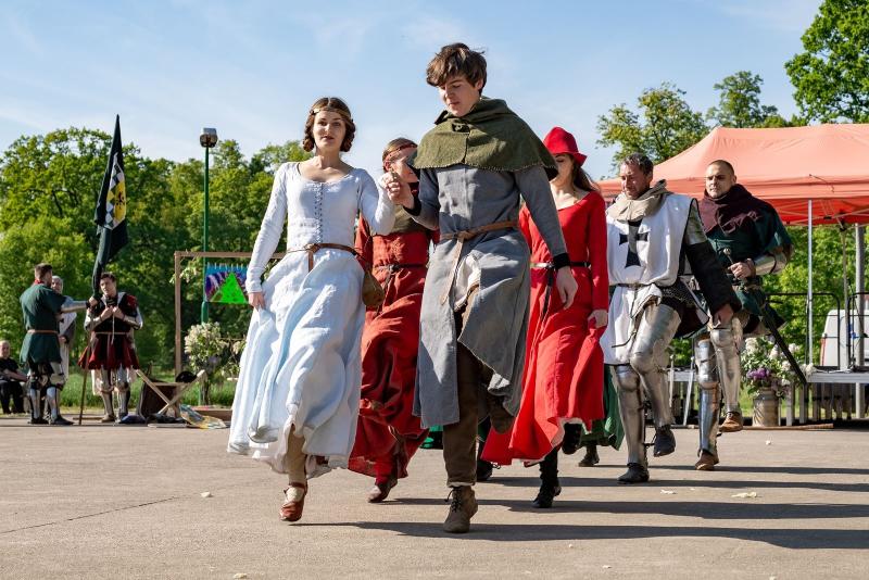 Dzień Lilaka 2018 Chorągiew Piastów Śląskich taniec