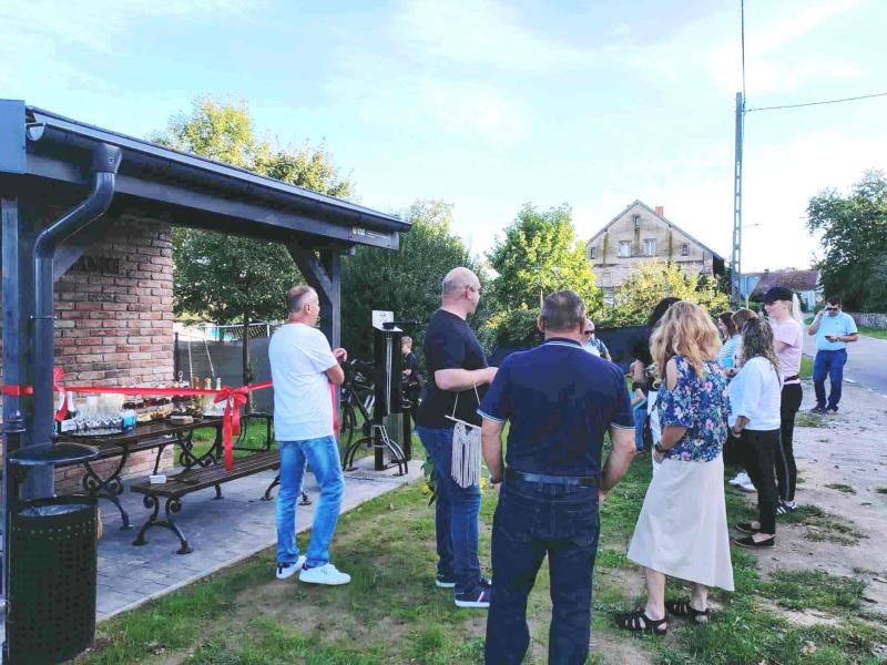 Przystanek turystyczny w Domanicach 2025 spotkanie mieszkańców