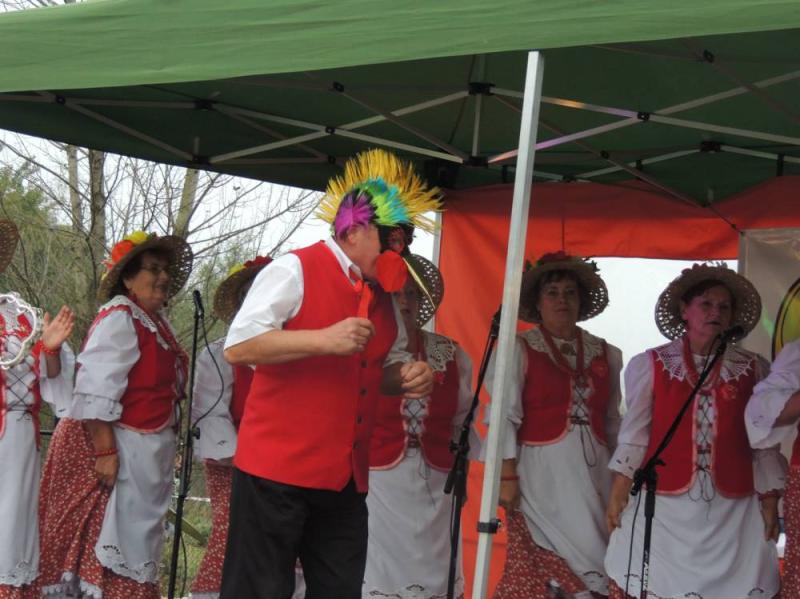 Dzień Sandacza 2014 zespół folklorystyczny