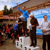 Bieg Mietkowski 2014 dekoracja kategorii mężczyzn